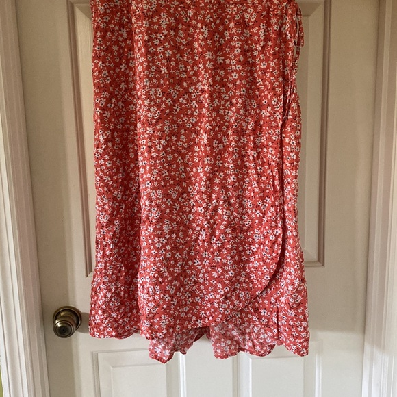 Orange with white floral print wrap dress - tied side - Picture 2 of 7
